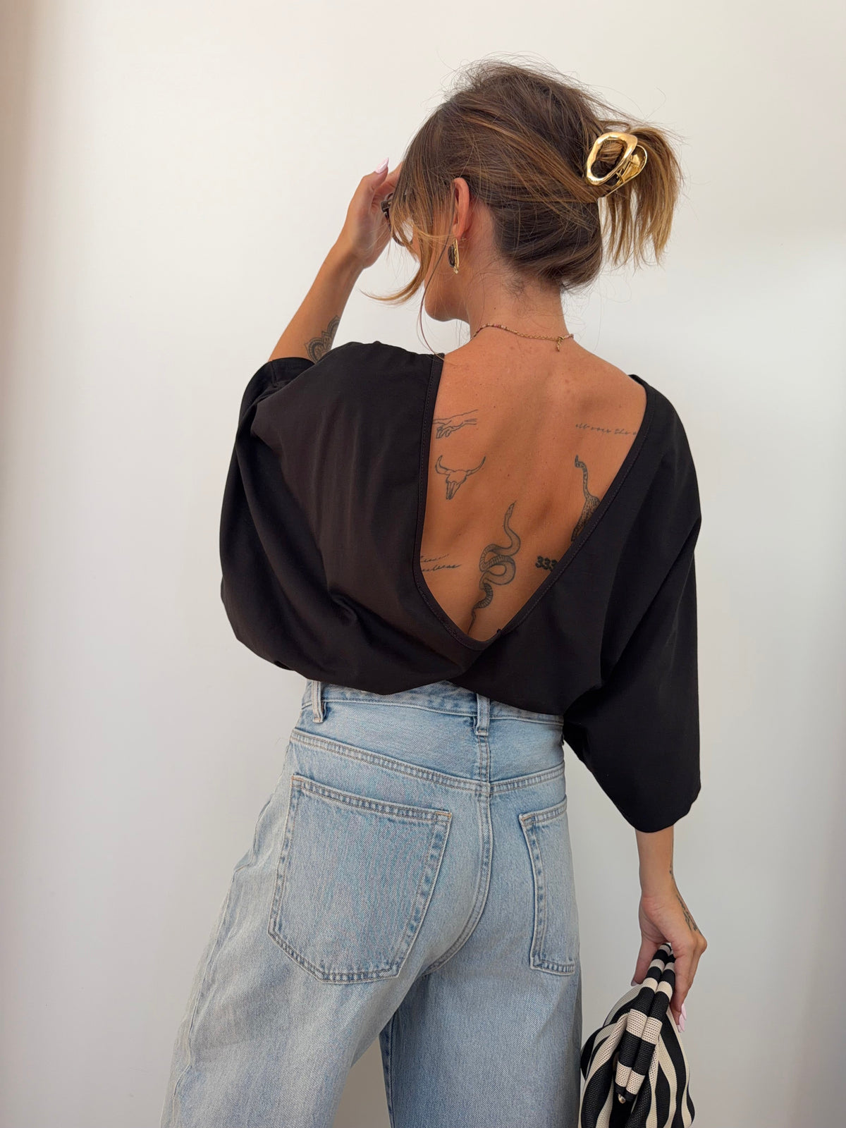 T-shirt Lover's dos nu V - noir